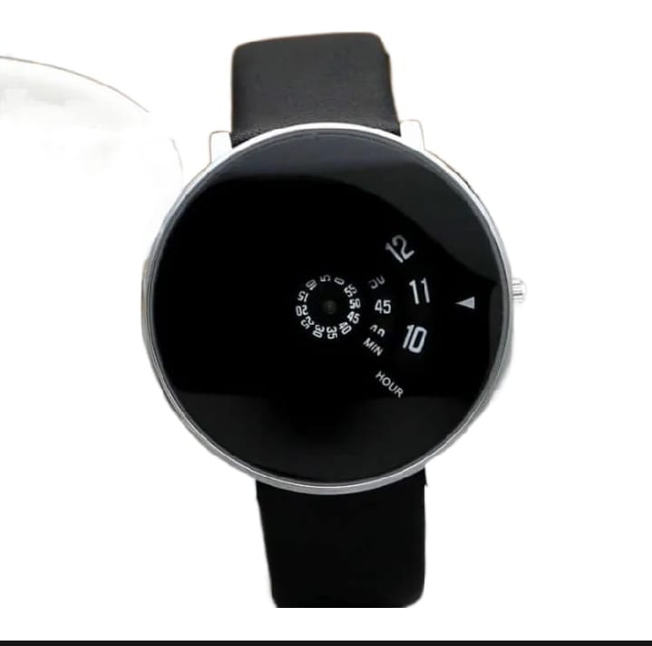 Trendy Waterproof Quartz Watch – Style Meets Durability