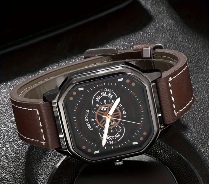 Stylish Polygon Dial Watch for Men – Vintage Quartz Design with PU Leather Band